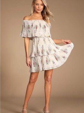 Lulu's Cream Floral One-Shoulder Tiered Mini Dress